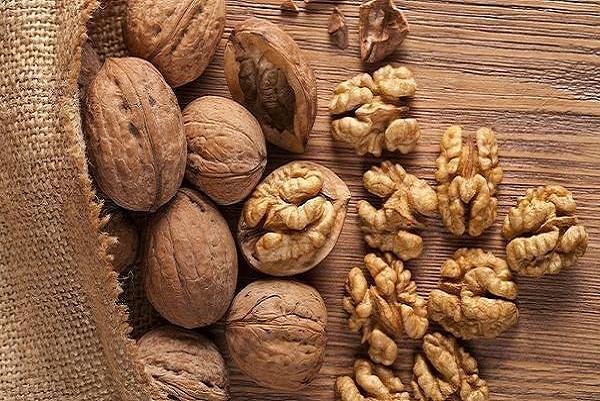 تاثیر مصرف گردو بر بهبود میکروبیوم های روده